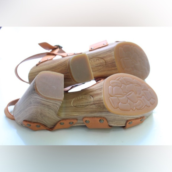 Kork-ease studded sandals - Picture 3 of 9